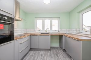 KITCHEN- click for photo gallery